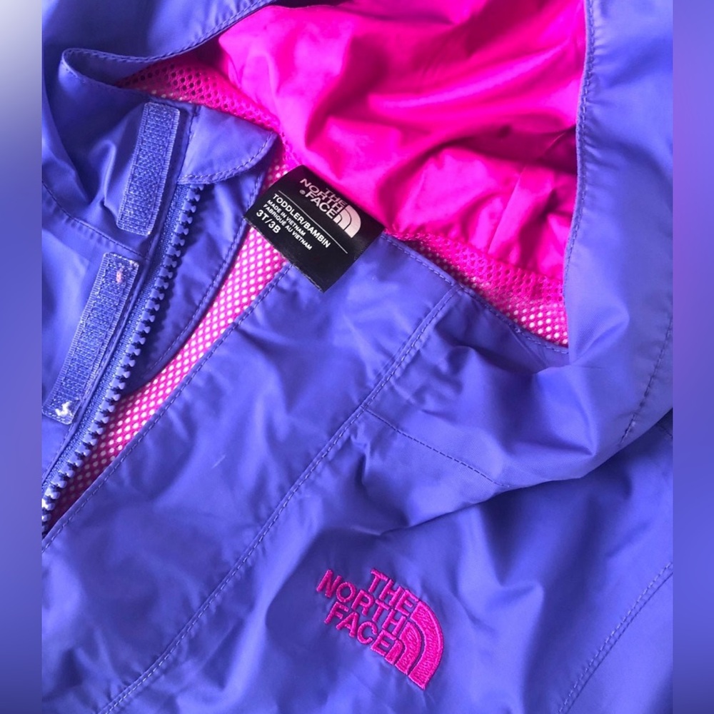Toddler Northface hyvent jacket.